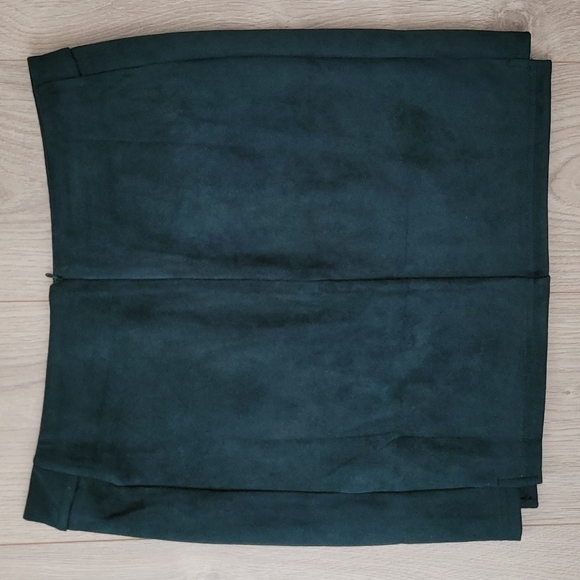 Faux Suede Mini Skirt size M Emerald Green - Picture 4 of 4